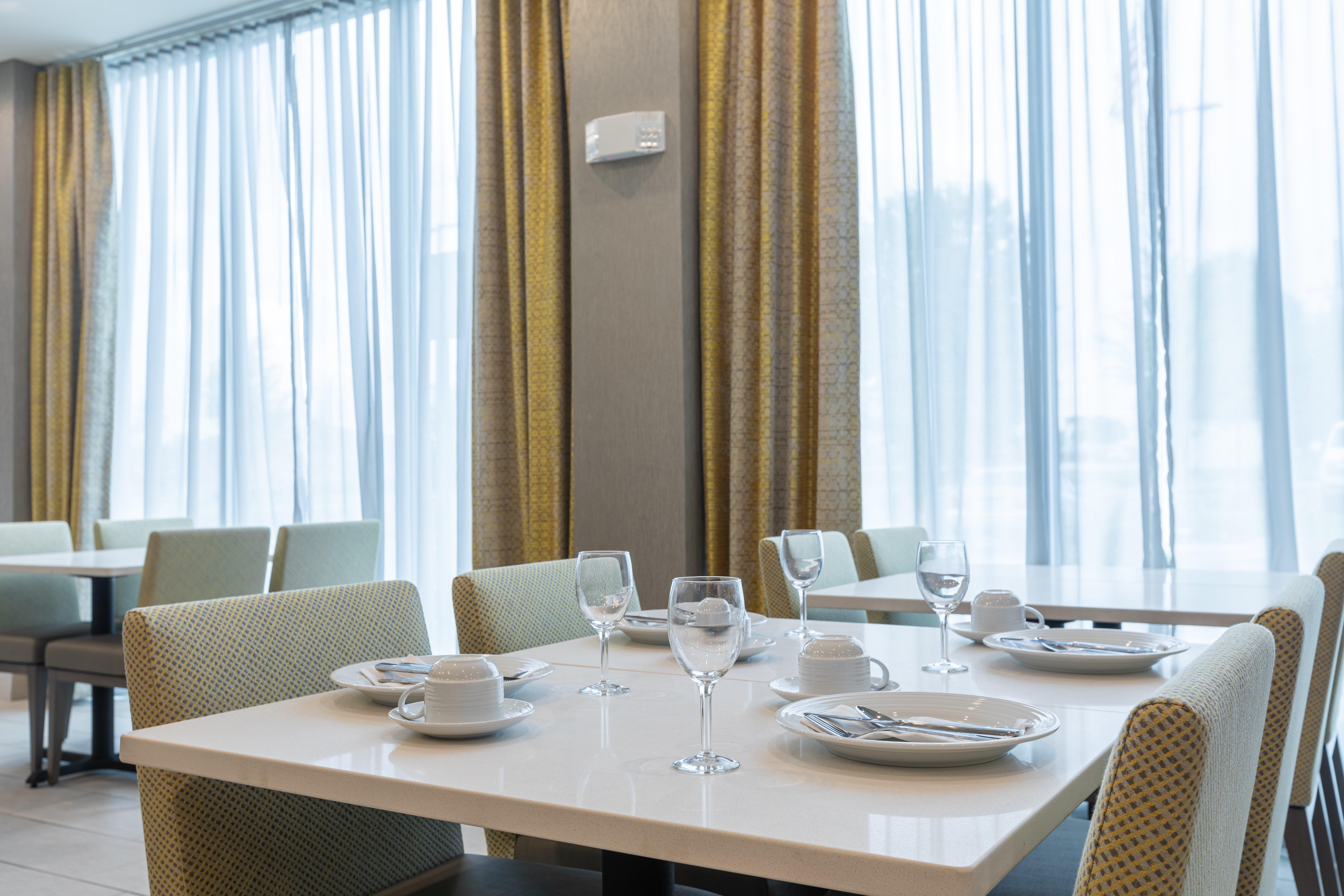 Holiday Inn Greenville - Woodruff Road By Ihg Экстерьер фото