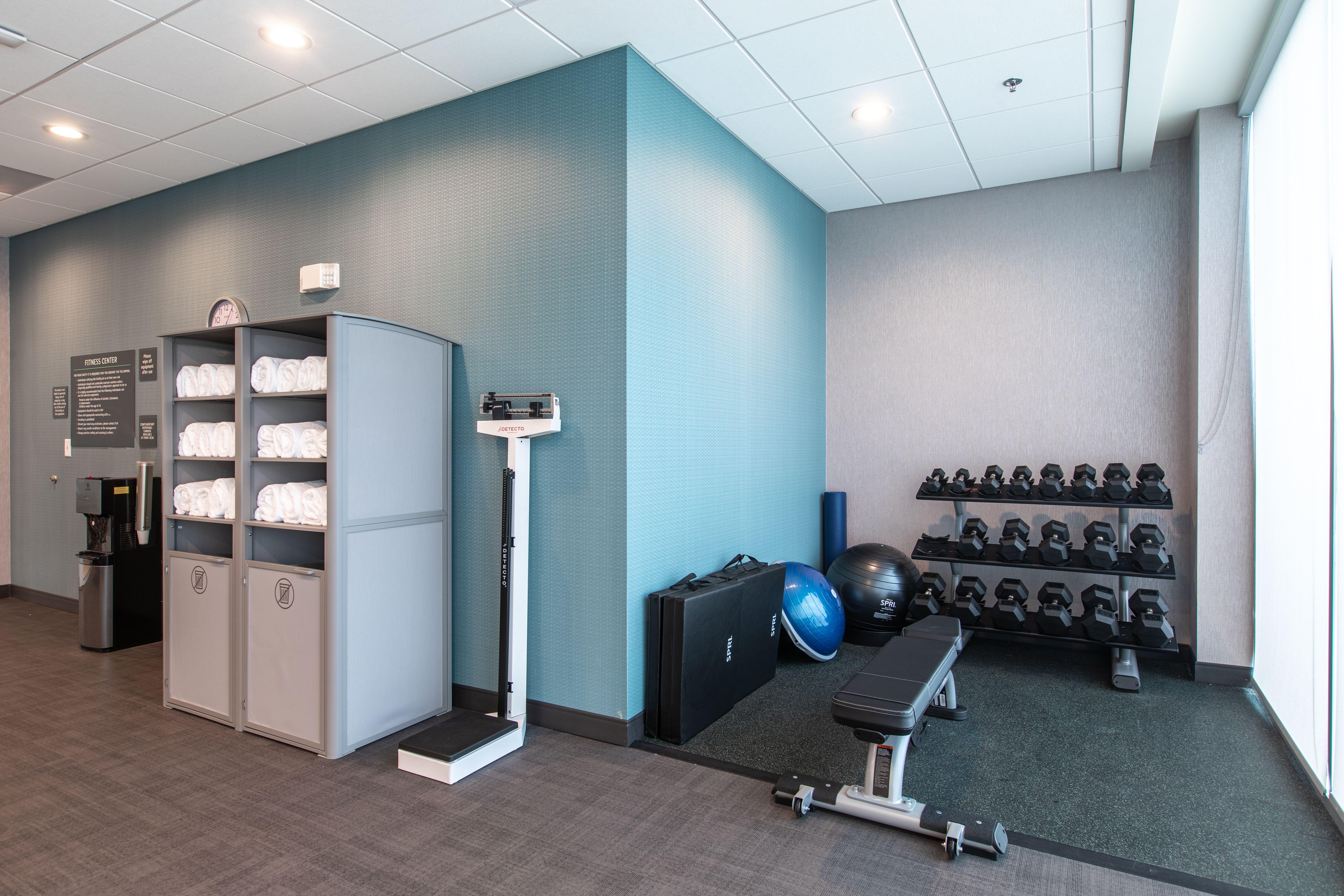Holiday Inn Greenville - Woodruff Road By Ihg Экстерьер фото