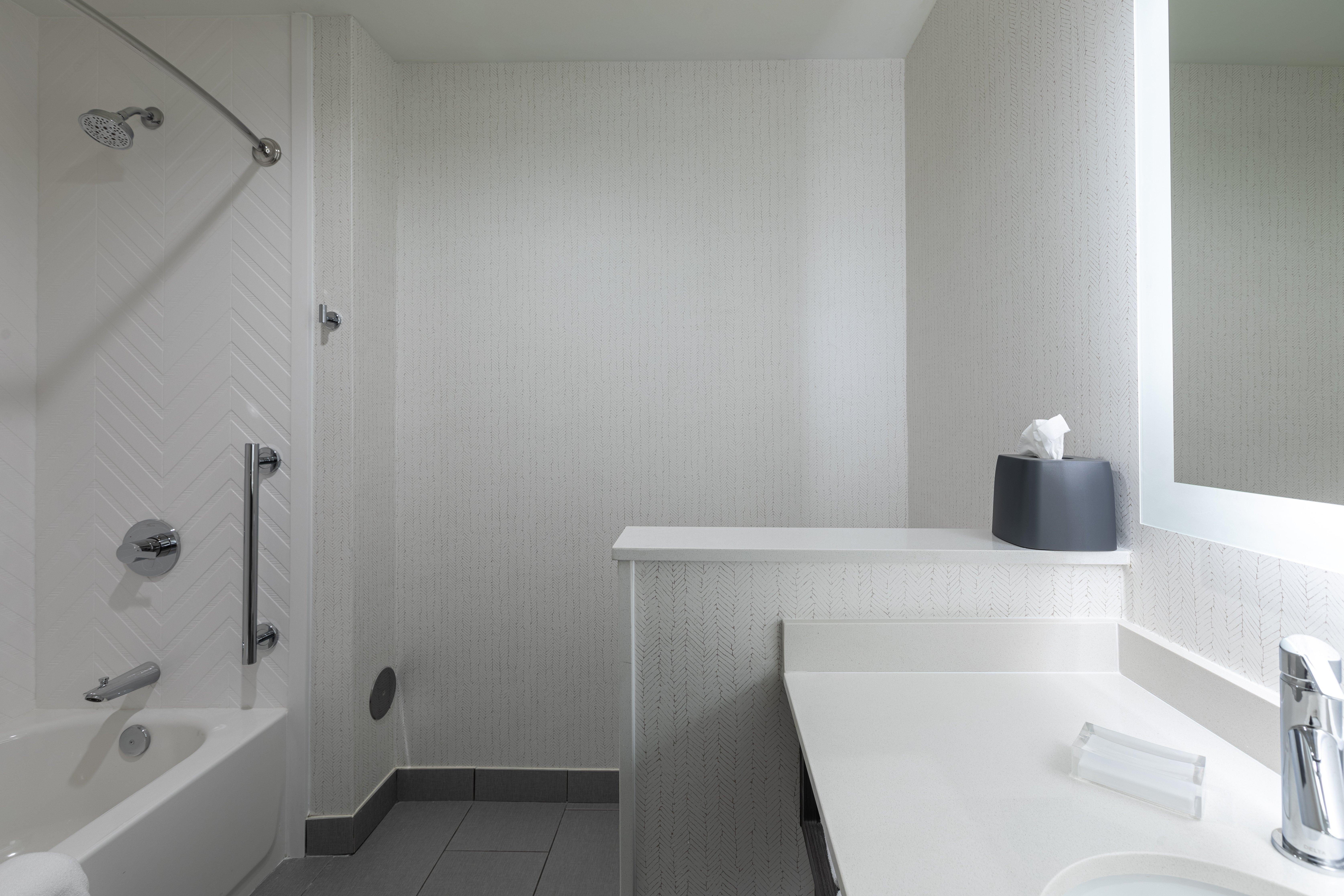 Holiday Inn Greenville - Woodruff Road By Ihg Экстерьер фото